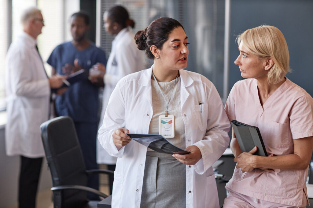 Reducing Workload for Healthcare Professionals - Chatloop.io